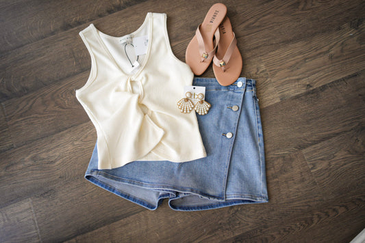 CHELSEA TRIPLE TWIST TANK