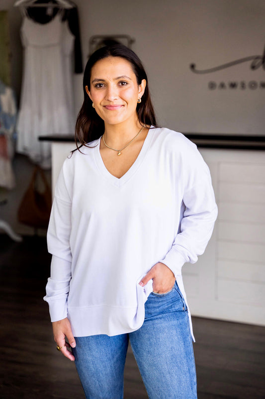 Z SUPPLY MODERN V-NECK WEEKENDER