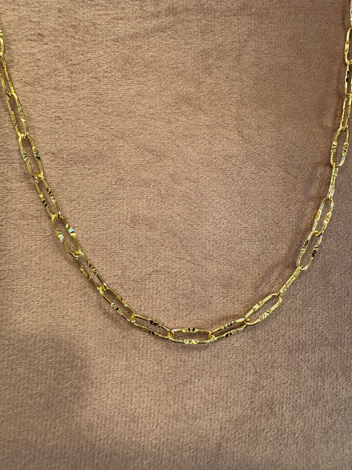 CHARMIE BAR CHAIN