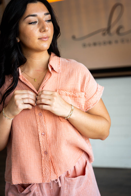 PENELOPE BUTTON UP
