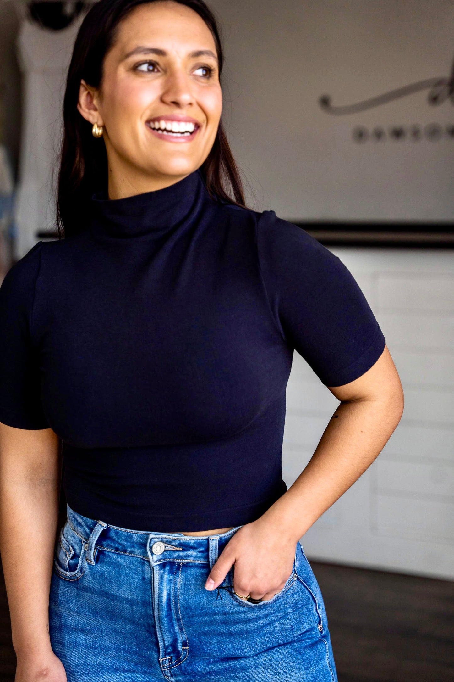 MOCK NECK T-SHIRT