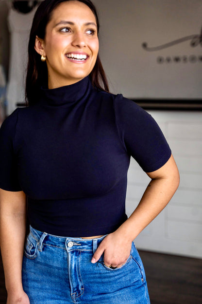 MOCK NECK T-SHIRT