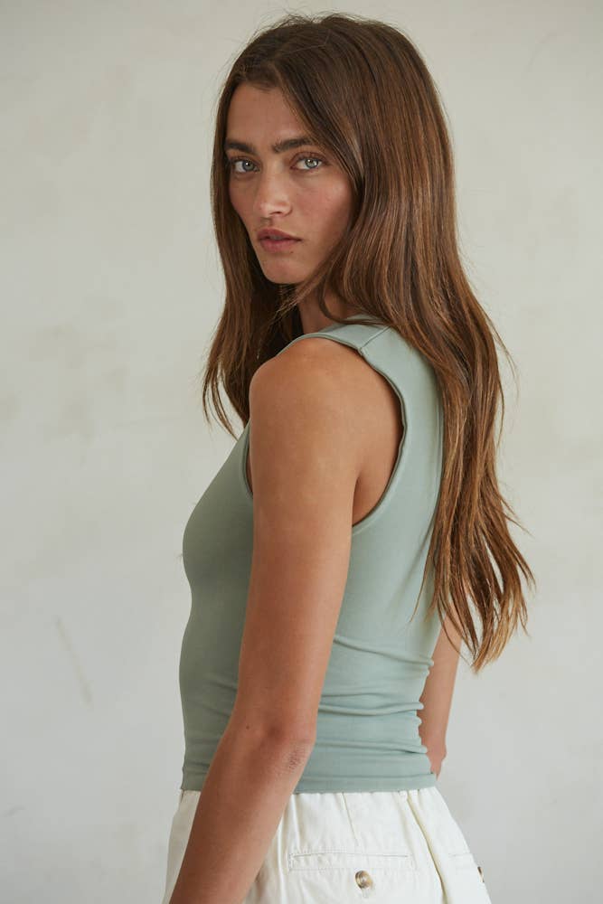 Double Layered Seamless Top