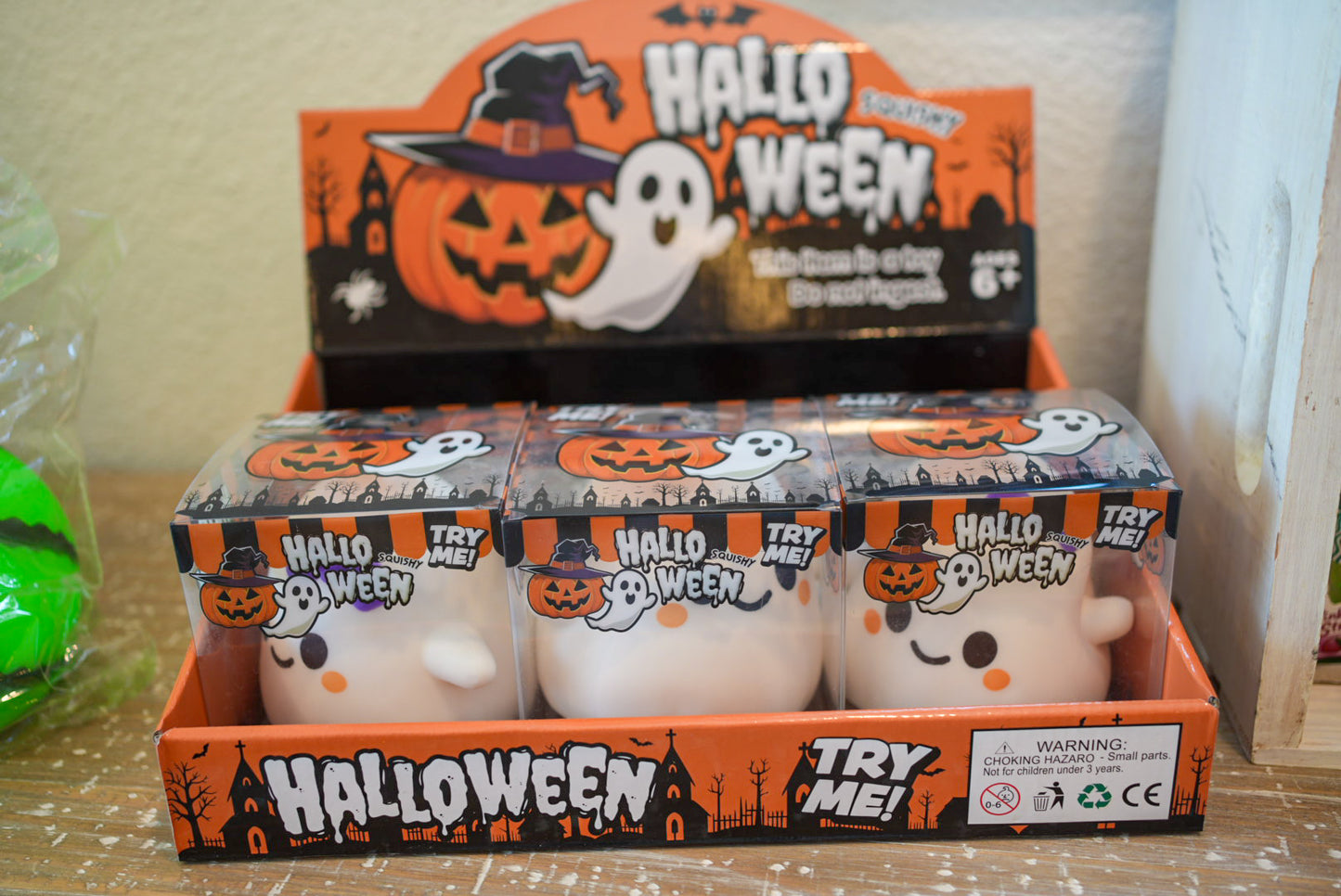 JUMBO HALLOWEEN GHOST SQUISHY