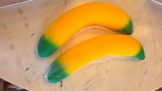 LARGE BANANA SQUISHY