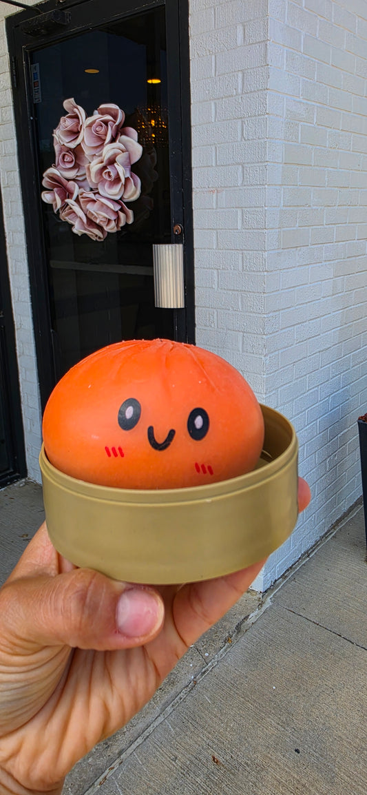 UV COLOR CHANGING MYSTERY DUMPLING