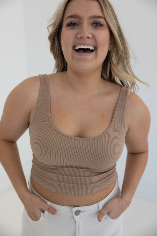 MAGNOLIA CROPPED TANK