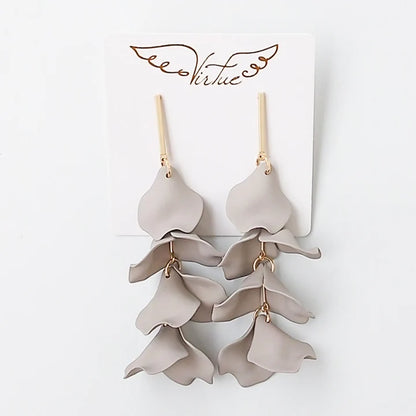 HYACINTH PETAL EARRINGS